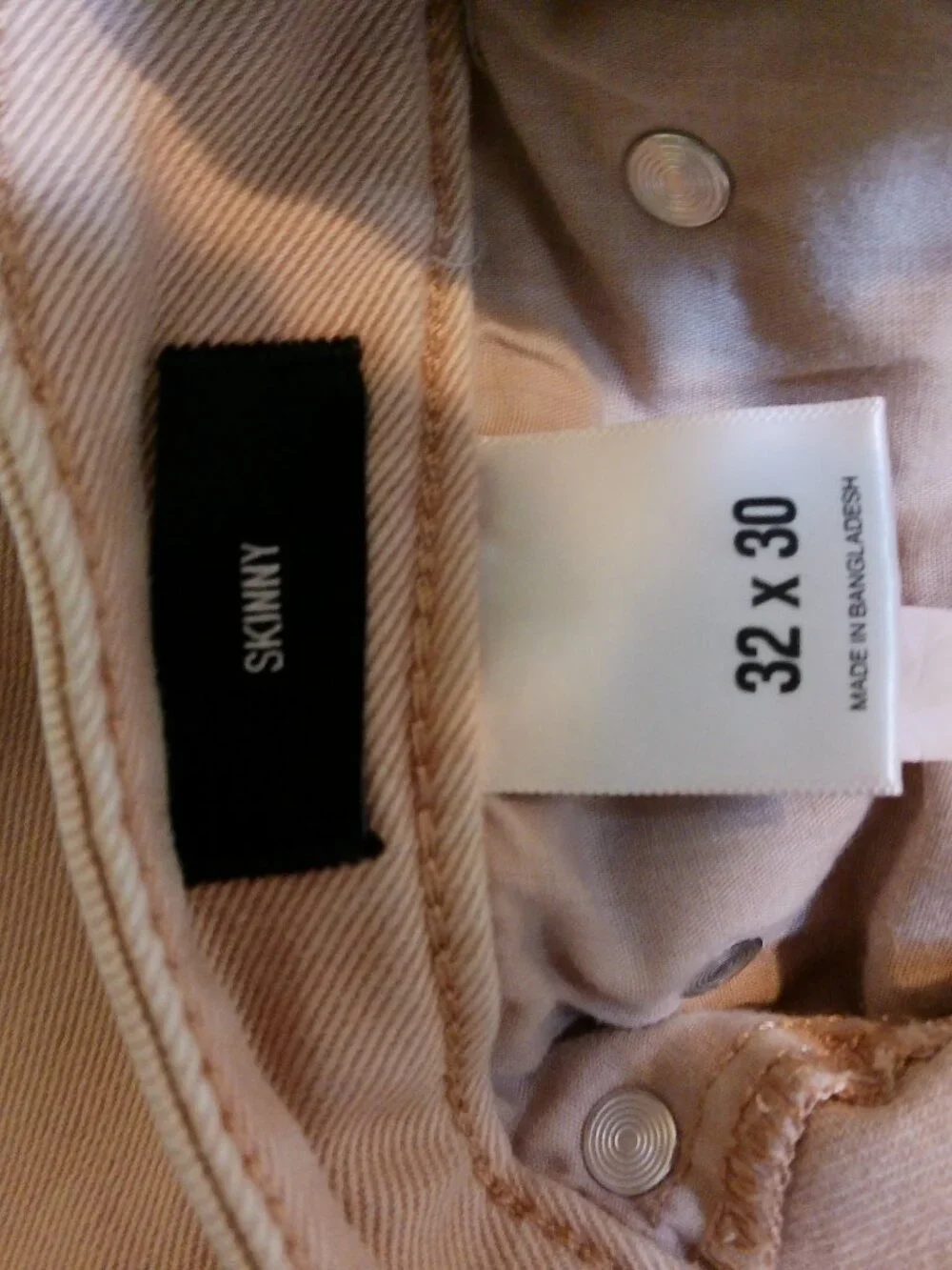 EXPRESS LIGHT TAN JEANS GOOD CONDITION SIZE 32X 30